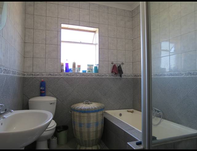 3 BEDROOM DUPLEX FOR SALE IN GROBLERPARK